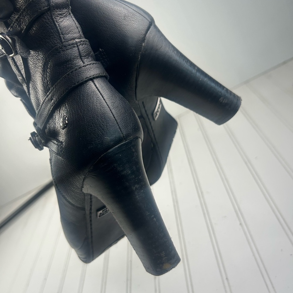 UGG Black Olivia Leather Sheepskin High-Heel Platform Boots  Women’s Size 8 - Picture 10 of 12